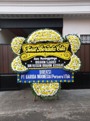 Papan Bunga Duka di Gumuruh